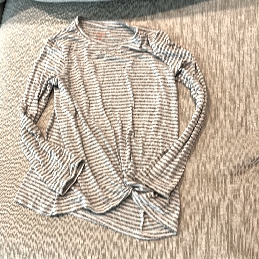 White and gray stripes with a knot on the bottom